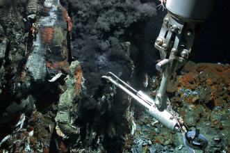 Temperaturmessung an einem Schwarzen Raucher